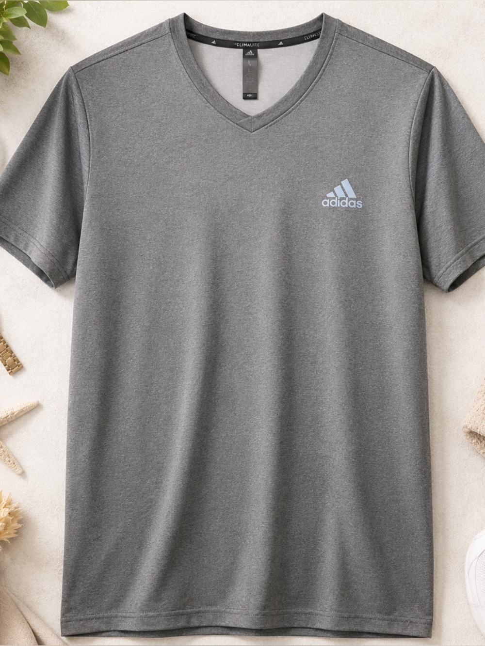 Adidas Climalite Gray V-Neck Athletic Tee Men’s Large Workout Shirt